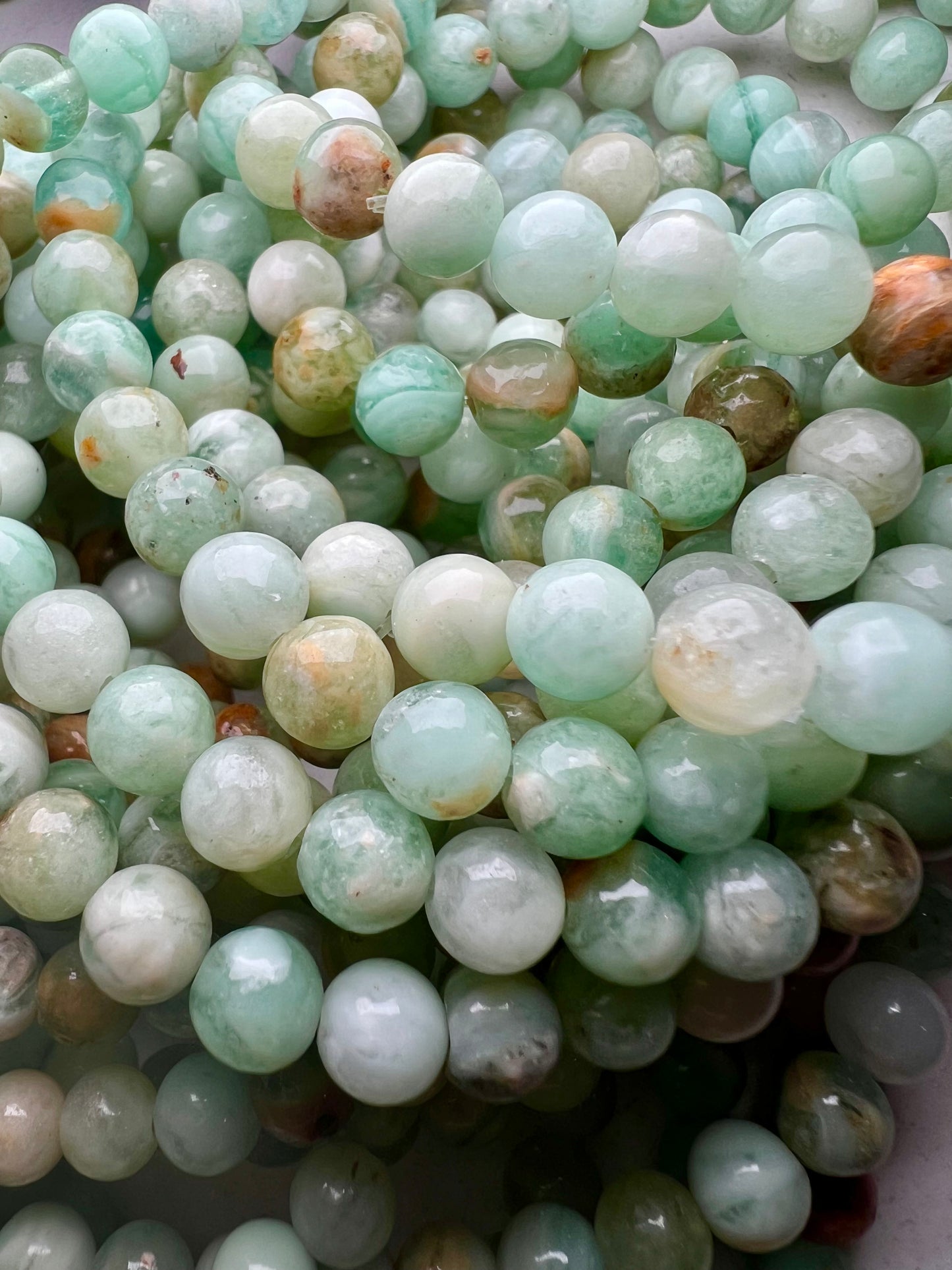 GREEN QUARTZ- emotional balance, good fortune, growth & success